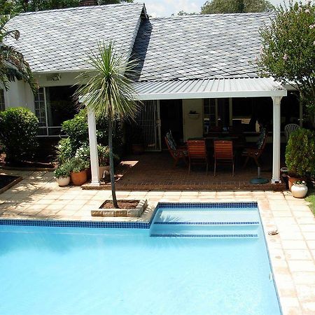 Liongate Bed And Breakfast Edenvale Bagian luar foto