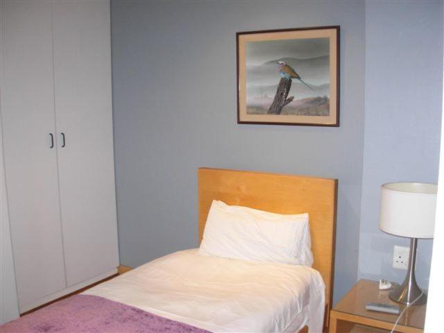 Liongate Bed And Breakfast Edenvale Ruang foto