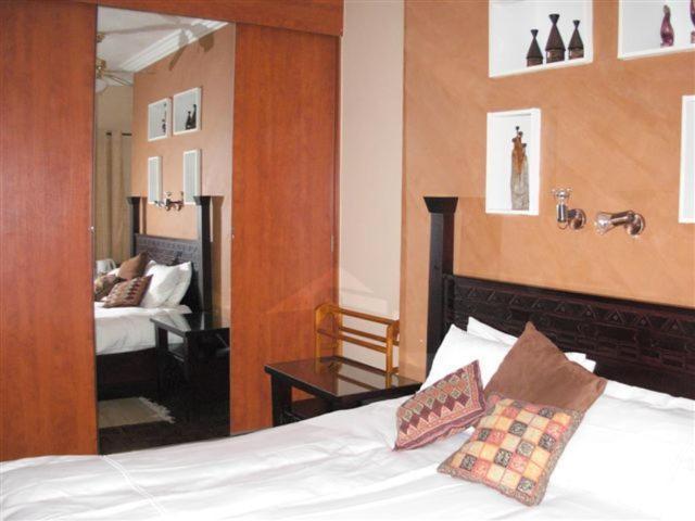 Liongate Bed And Breakfast Edenvale Ruang foto