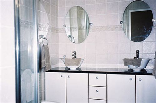 Liongate Bed And Breakfast Edenvale Bagian luar foto